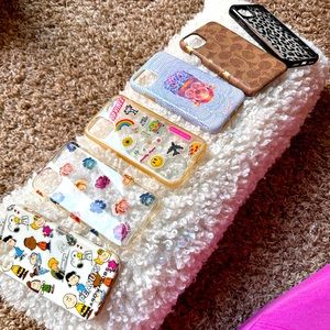 iPhone 11 cases (bundle)